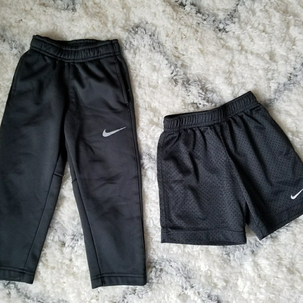 *SOLD* Boys Nike bundle 3t Pants & 4t Shorts